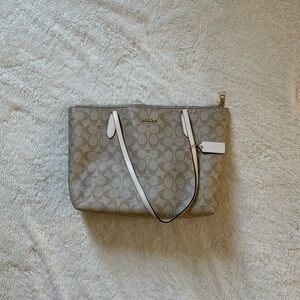 coach shoulder bag